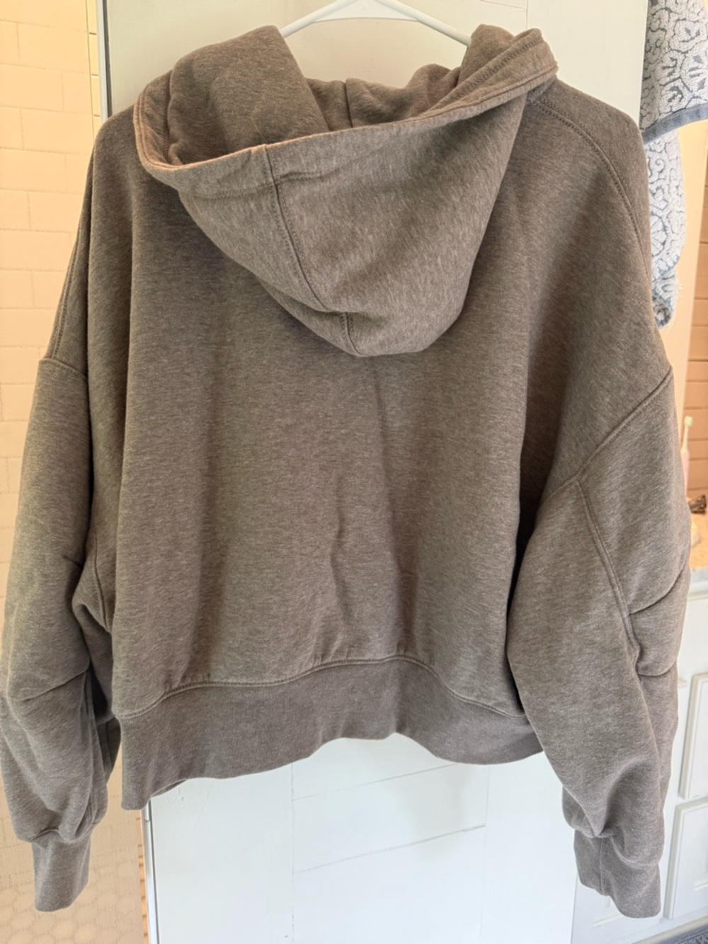 American Eagle Outfitters Taupe Zip-Up Hooded Sweatshirt - Picture 6 of 6